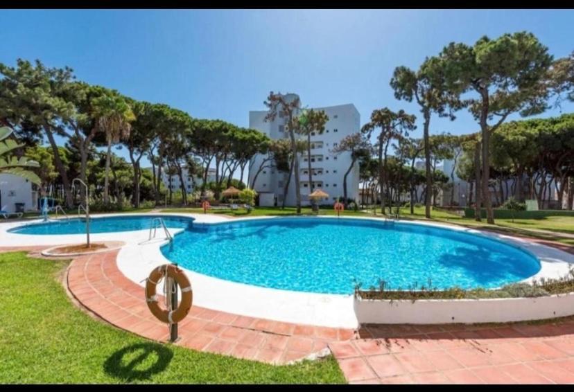 Apartamento Playa Algaida Sitio de Calahonda Extérieur photo
